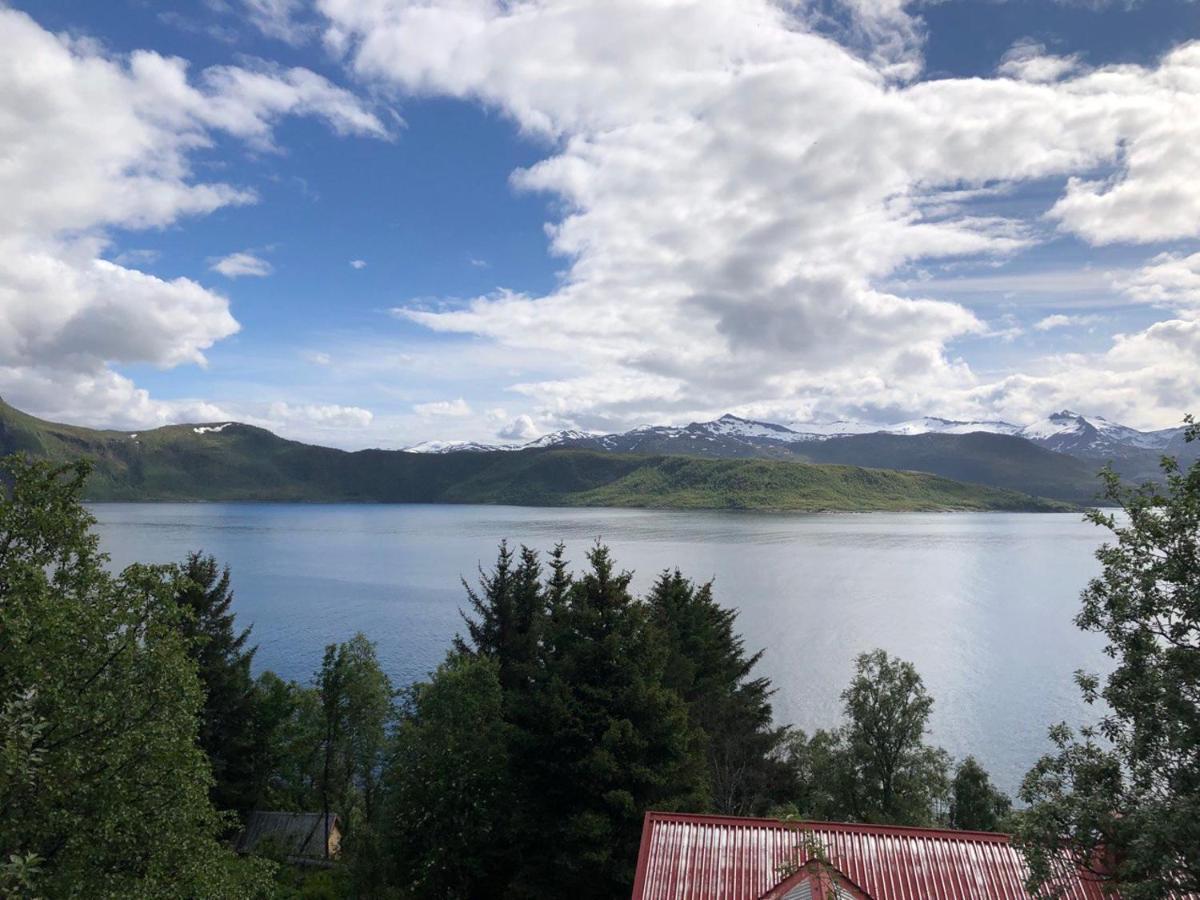 Hus Pa Bakken Lägenhet Skaland Exteriör bild